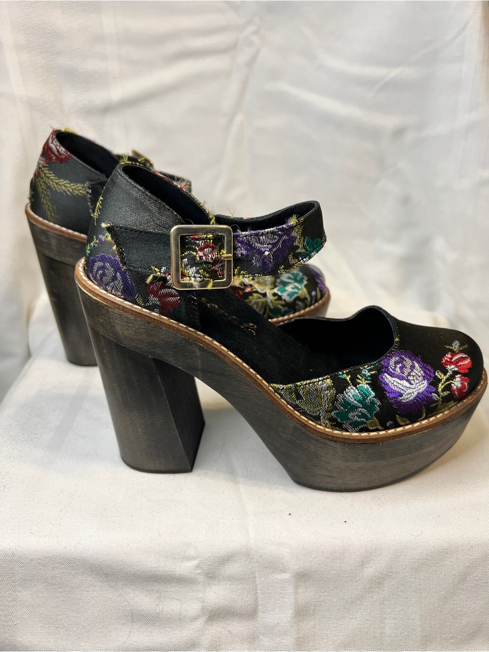 EUC Free People Starlet Platform Brocade Mary Jane’s. Women’s size 37 - Picture 3 of 9